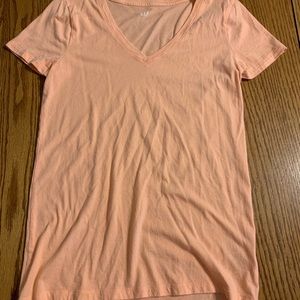 Gap V-neck t shirt